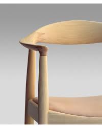 Icon Chair By Hans Wegner La Boutique