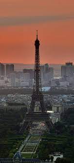 Eiffel Tower In Paris Iphone Xs Iphone