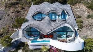 Bizarre Airbnb With Snakeskin Roof
