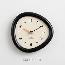 Artistic Modern Minimalist Wall Clock