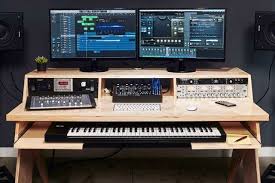 10 Best Studio Desks For Ion