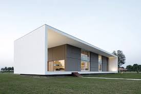 Modern Italian Minimalist Home Design