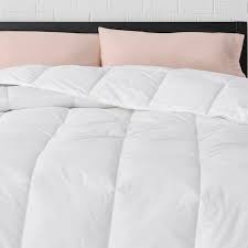 Medium Weight White Full Queen Down Alternative Comforter