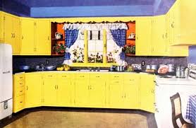 33 Retro Yellow Kitchens From The 1950s