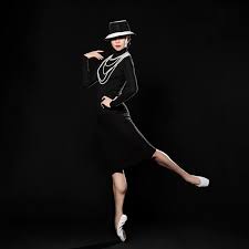Coco Chanel The Life Of A Fashion Icon