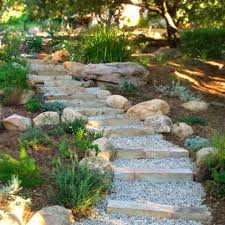 Stone And Pea Gravel Steps Design