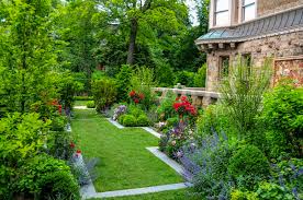 How To Create An English Garden