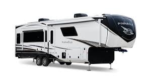 2024 Pinnacle Luxury Fifth Wheel