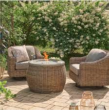 Patio And Outdoor Furniture Lowe S Canada