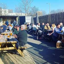 The Edinburgh Taproom With Sun