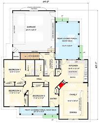 Open Concept 3 Bed Farmhouse Plan