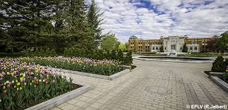 Exploring The Montréal Botanical Garden