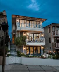 Manhattan Beach Walk Street Cape Modern