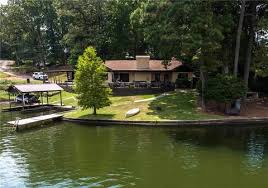 Waterfront Homes For In Valley Al