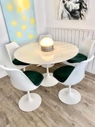 Original Tulip Table And Chairs From