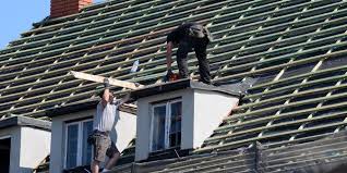 determine roof repair or replacement