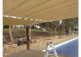 Shaderunner Retractable Shade Sail