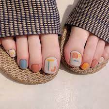 20 Cute Easy Toe Nail Deisgns For