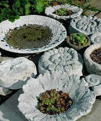 15 Awesome Concrete Garden Decor Ideas