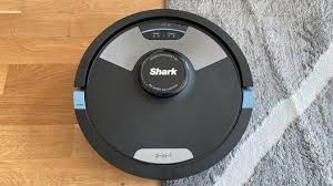 6 Best Robot Vacuums For Hardwood To