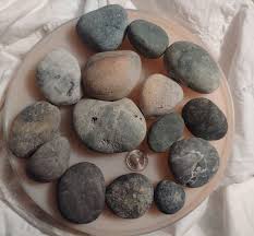 15 Natural Beach Stones Smooth Chunky