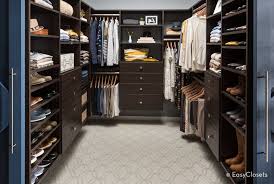 15 Dark Luxurious Walk In Closets For Men