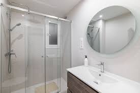 Five Types Of Glass Shower Doors