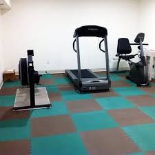 Glossy Gym Flooring Tile 300 Mm X 300