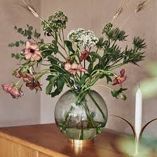 Right Vase For Your Bouquet Of Flowers