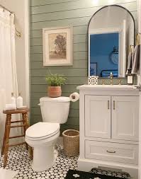 18 Creative Bathroom Accent Wall Ideas