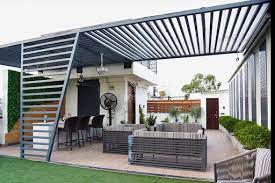 Trendy Pergola Roof Options To Try This