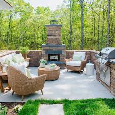 Red Stone Patio Wall Design Ideas