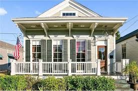 9 New Orleans Homes To Make Mardi Gras Fun
