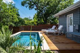 Backyards Gain Stylish Swimming Pools