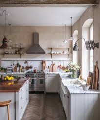 10 Beige Kitchens That Prove This