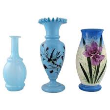 Antique Vases In Hand Painted Mouth