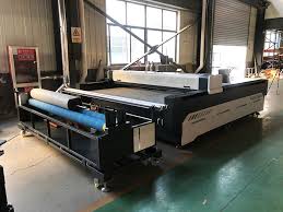 fabric laser cutting machine