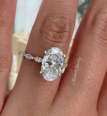 4 Ct Oval Moissanite Engagement Ring