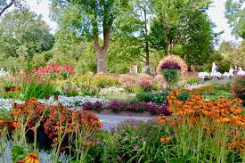 Inside The Montréal Botanical Garden In