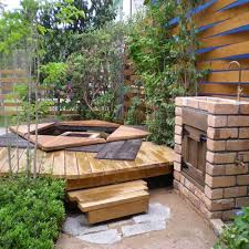 24 Wooden Garden Projects You Could Try