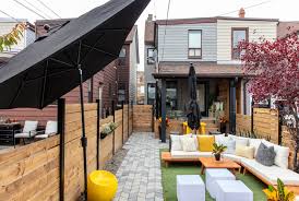 10 Expert Backyard Ideas To Build The