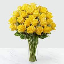 24 Yellow Roses In Vase Order Flowers