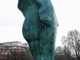 Horse Head Statue In Marble Arch