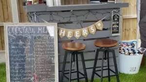Diy Dad Builds Stylish Outdoor Bar With