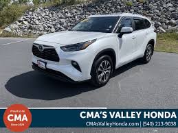 Pre Owned 2023 Toyota Highlander Xle 4d