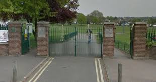 Teens Argue With Man Near Rayleigh Park