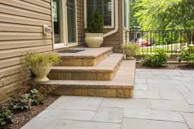 12 Eye Catching Paver Steps Against