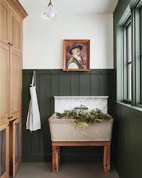 The Best Dark Green Paint Colors To Use