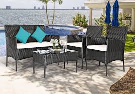 Patio Retreat With These Seating Combos