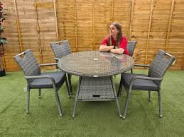 4 Seater Tulip Rattan Dining Set In